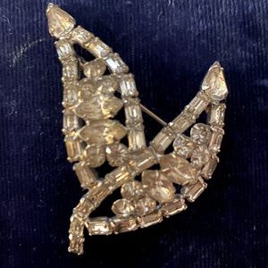 Vintage rhinestone pin